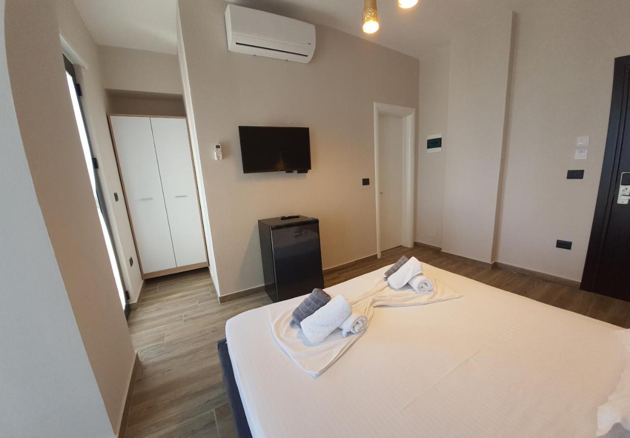Olympia * Durres