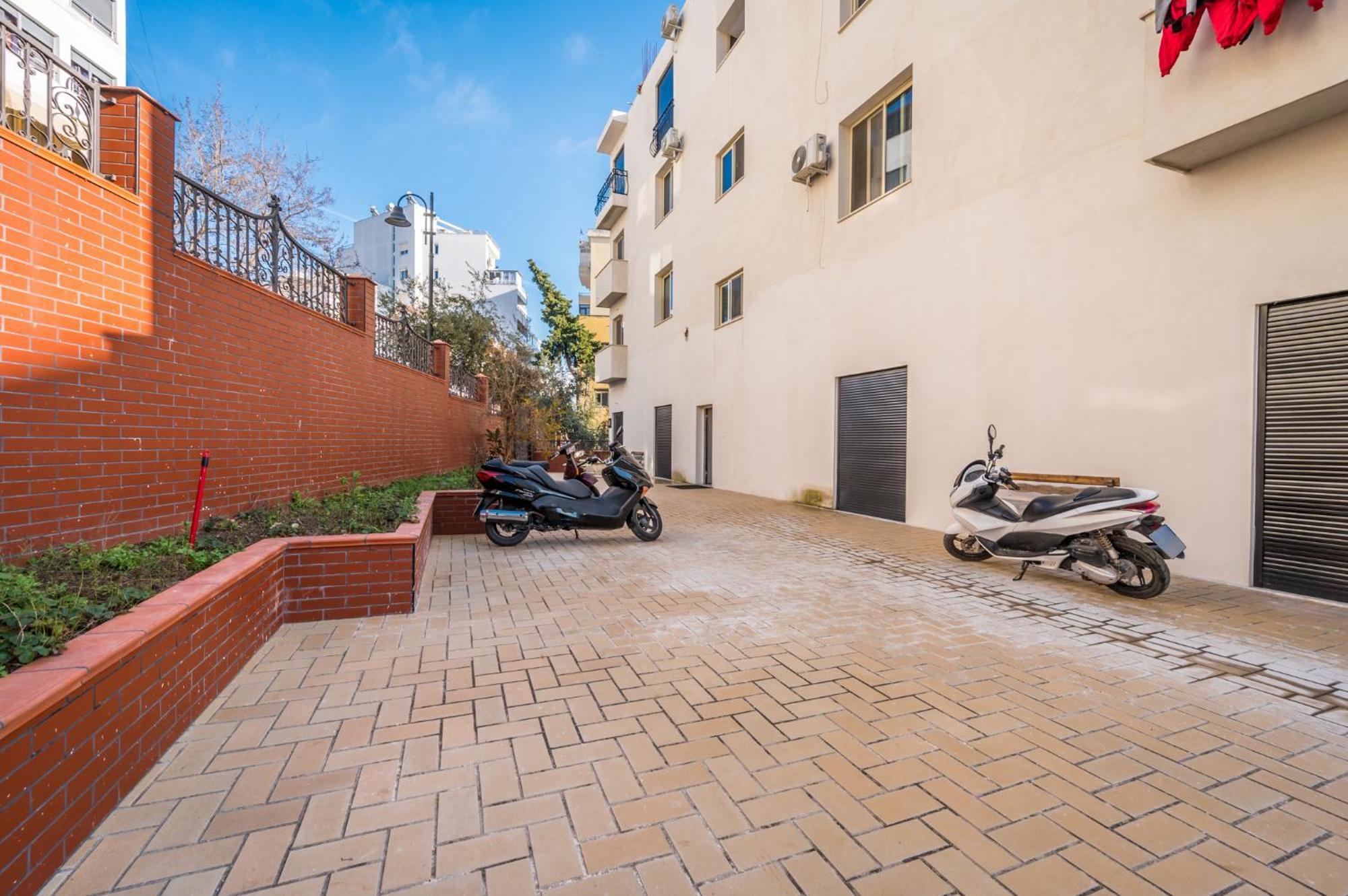 Olympia Apartment *